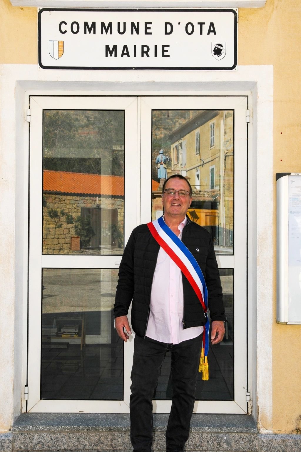 Alt à définir